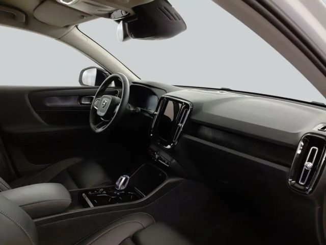 Volvo XC40 Dark Plus Recharge T5