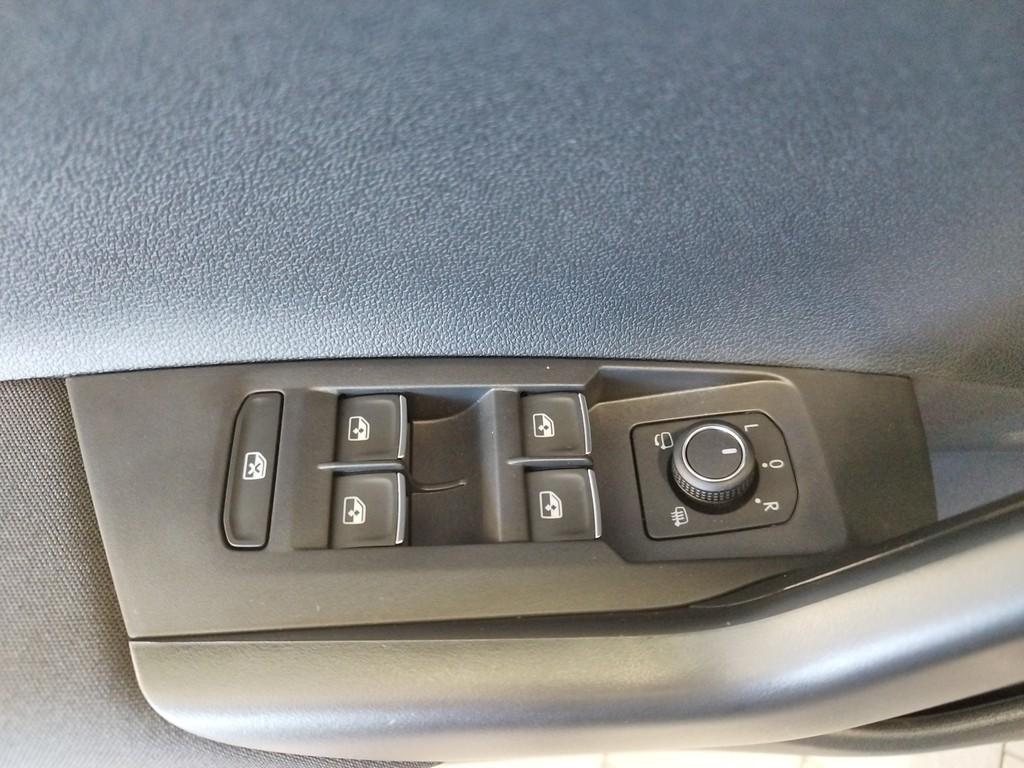 Volkswagen Taigo 1.5 TSI DSG IQ.Drive R-Line