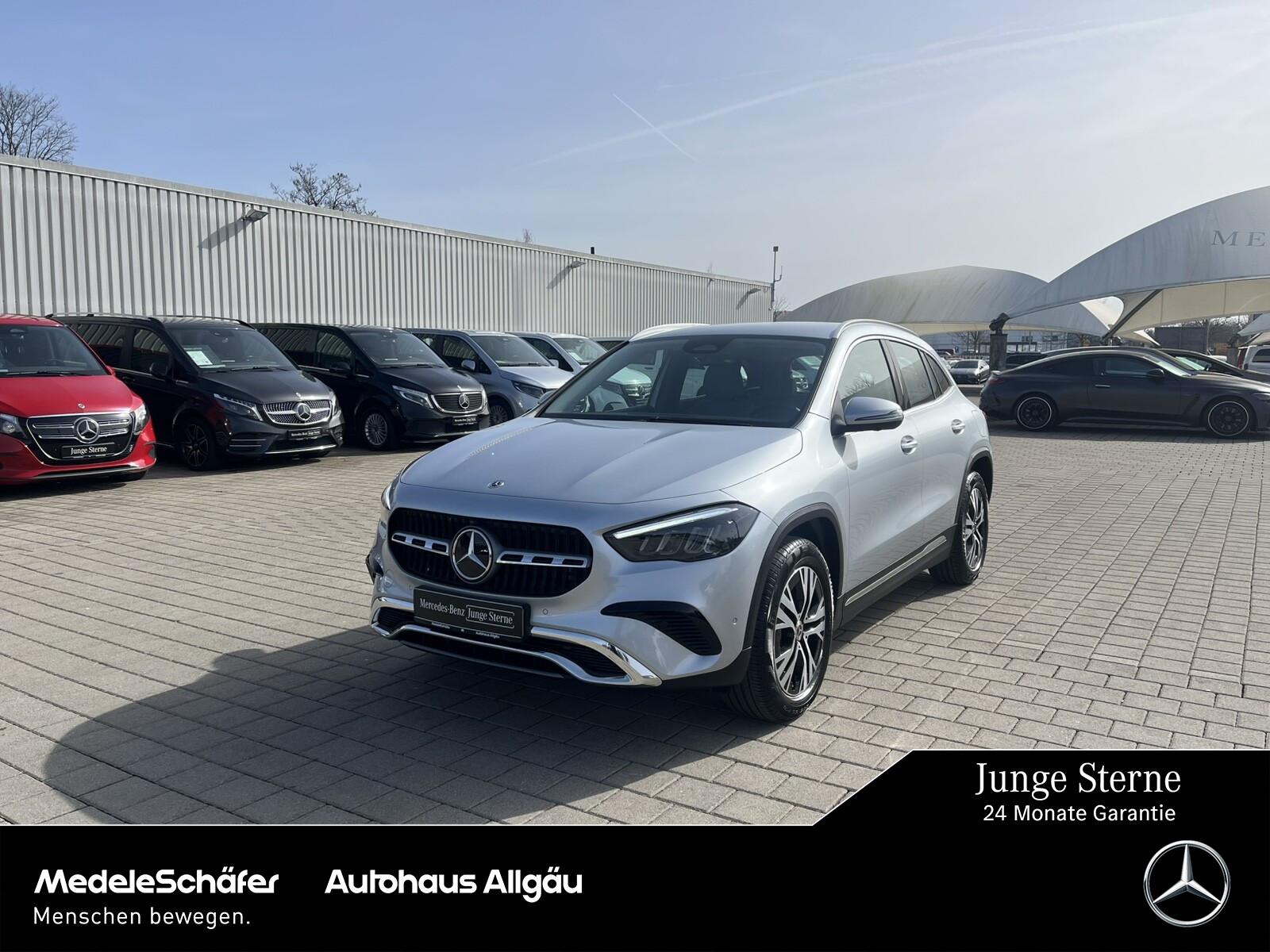Mercedes-Benz GLA 220 4MATIC GLA 220 d Progressive
