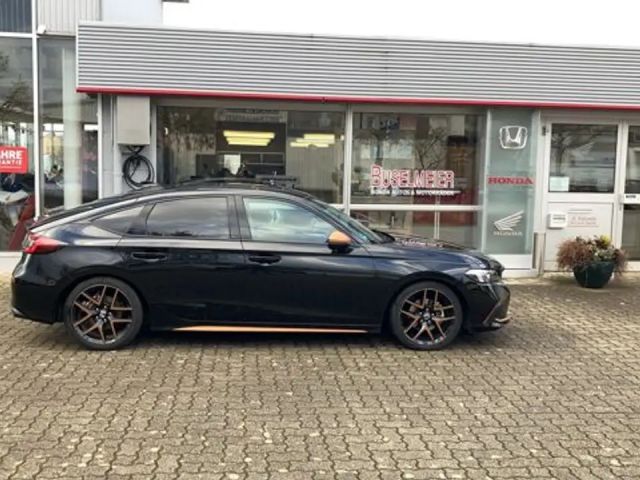 Honda Civic Advance e:HEV