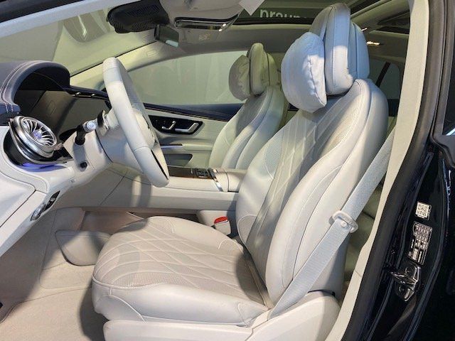 Mercedes-Benz EQS 4MATIC 580 Sedan