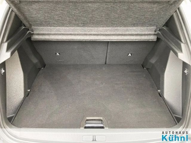 Peugeot E-2008 E-2008 Actice Pack Elektro 136 50 KW Batterie