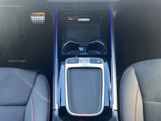 Mercedes-Benz EQA 300 4MATIC AMG Line