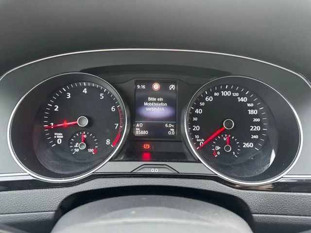 Volkswagen Passat Business Variant