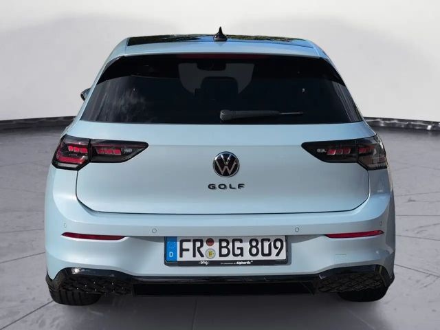 Volkswagen Golf 1.5 eTSI DSG R-Line