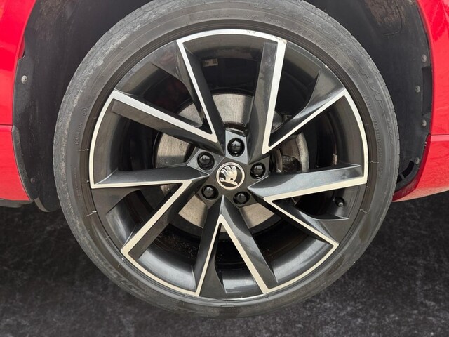 Skoda Karoq 2.0 TSI Sportline