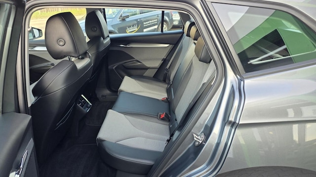 Skoda Enyaq Loft iV 60