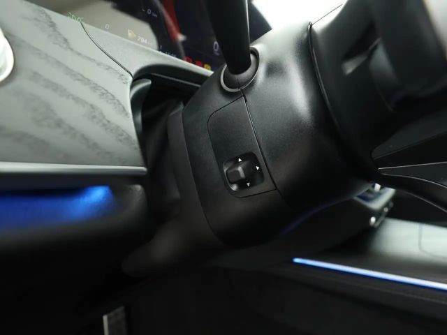 Mercedes-Benz E 220 E 220 d Sedan