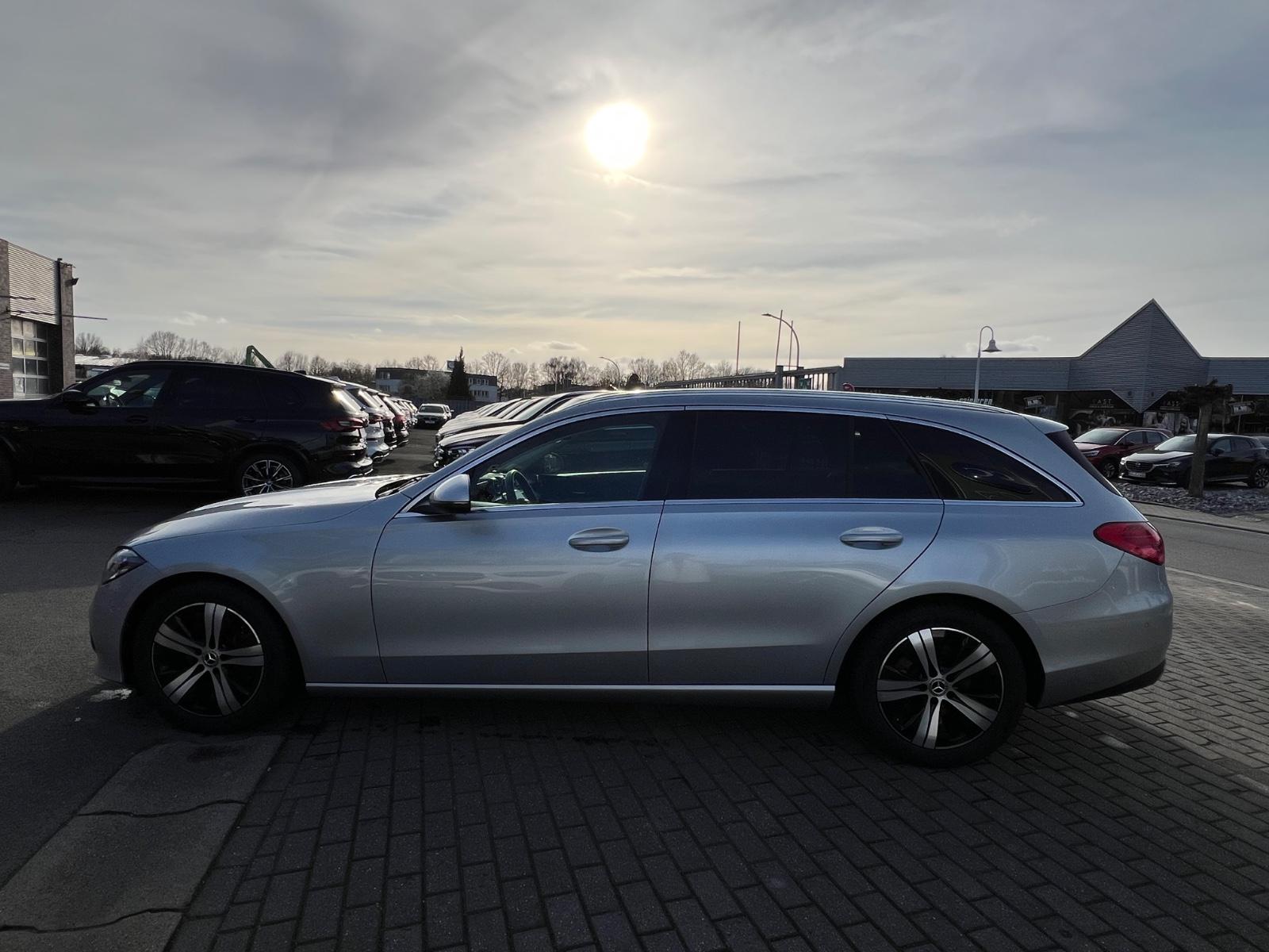 Mercedes-Benz C 200 AVANTGARDE C 200 d Estate