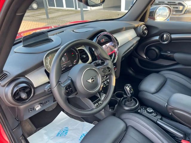 MINI Cooper Yours Trim Pano Kamera LED Navi Head-Up