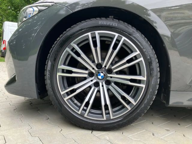 BMW 320 320d M-Sport Sedan Touring