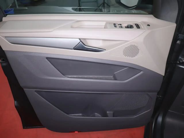 Volkswagen Multivan 2.0 TDI DSG Life T7