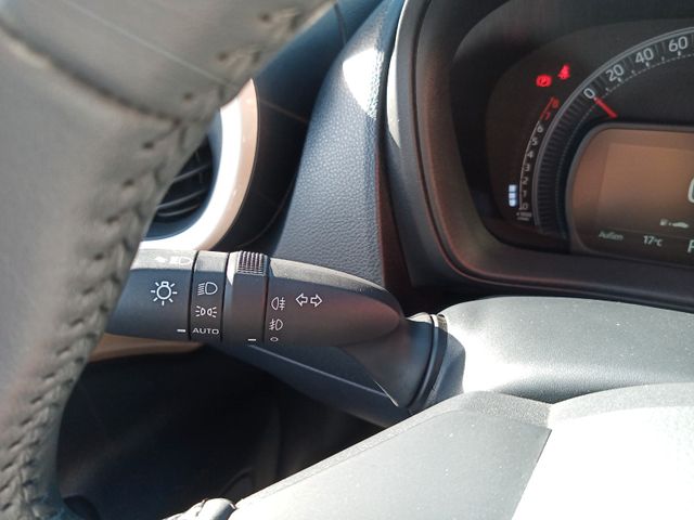 Toyota Aygo X 5-deurs Basis Team D