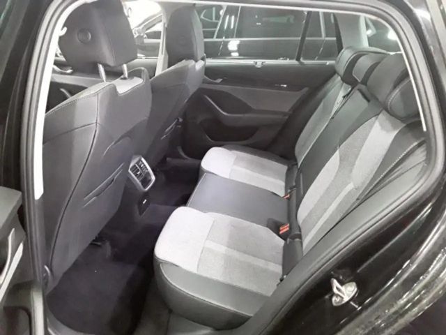 Skoda Octavia Combi Selection