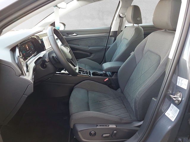 Volkswagen Golf 1.5 eTSI Style