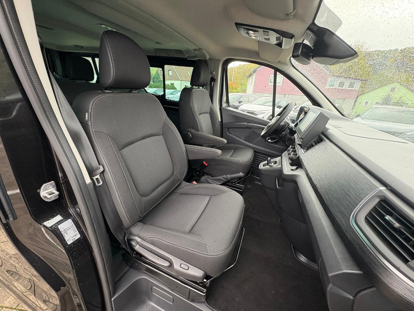 Nissan Primastar L2H1 Tekna dCi 170