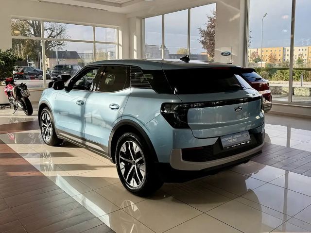 Ford Explorer EV RWD