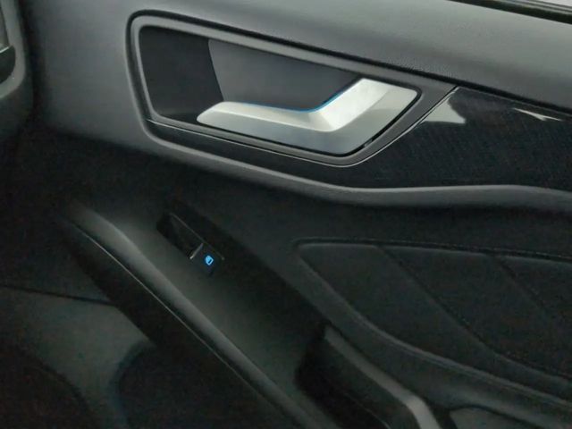 Ford Focus EcoBoost ST Line Wagon