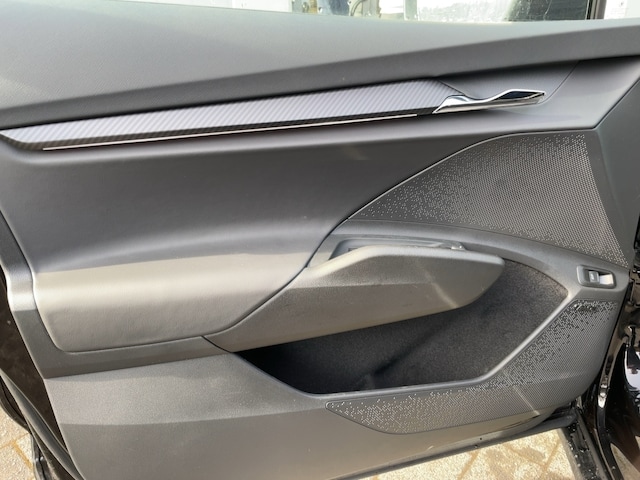 Skoda Enyaq AHK Navi ACC Virt LED PDC