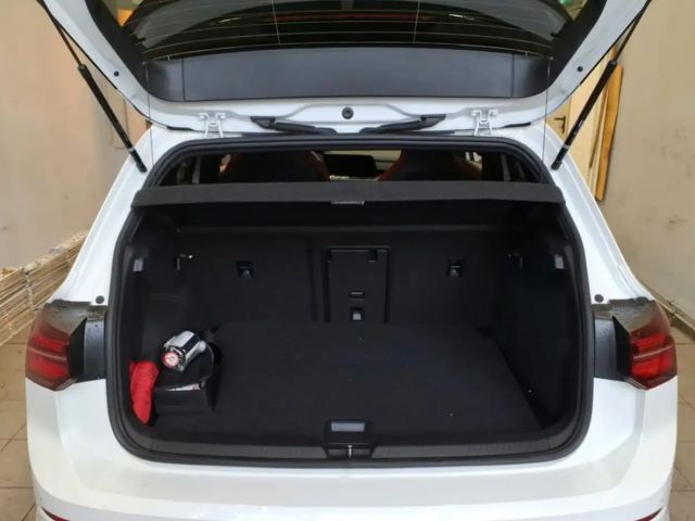 Volkswagen Golf 2.0 TSI DSG GTI