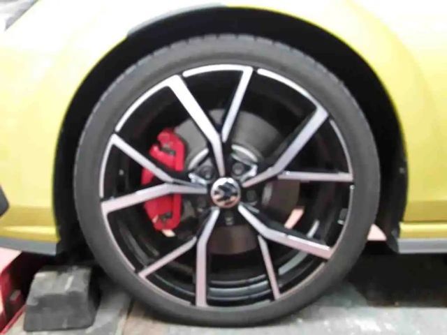 Volkswagen Golf DSG GTI