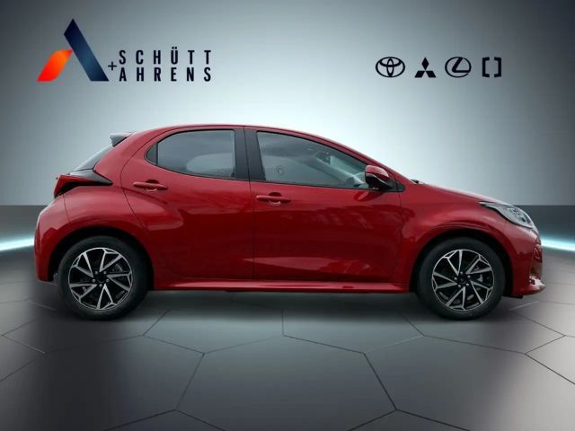 Toyota Yaris Hybride Team D