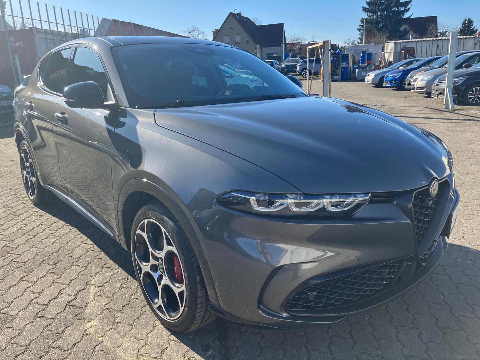 Alfa Romeo Tonale Navi/Kamera