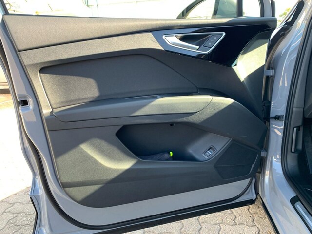 Audi Q4 e-tron SUV 45 e-tron Audi Q4 e-tron