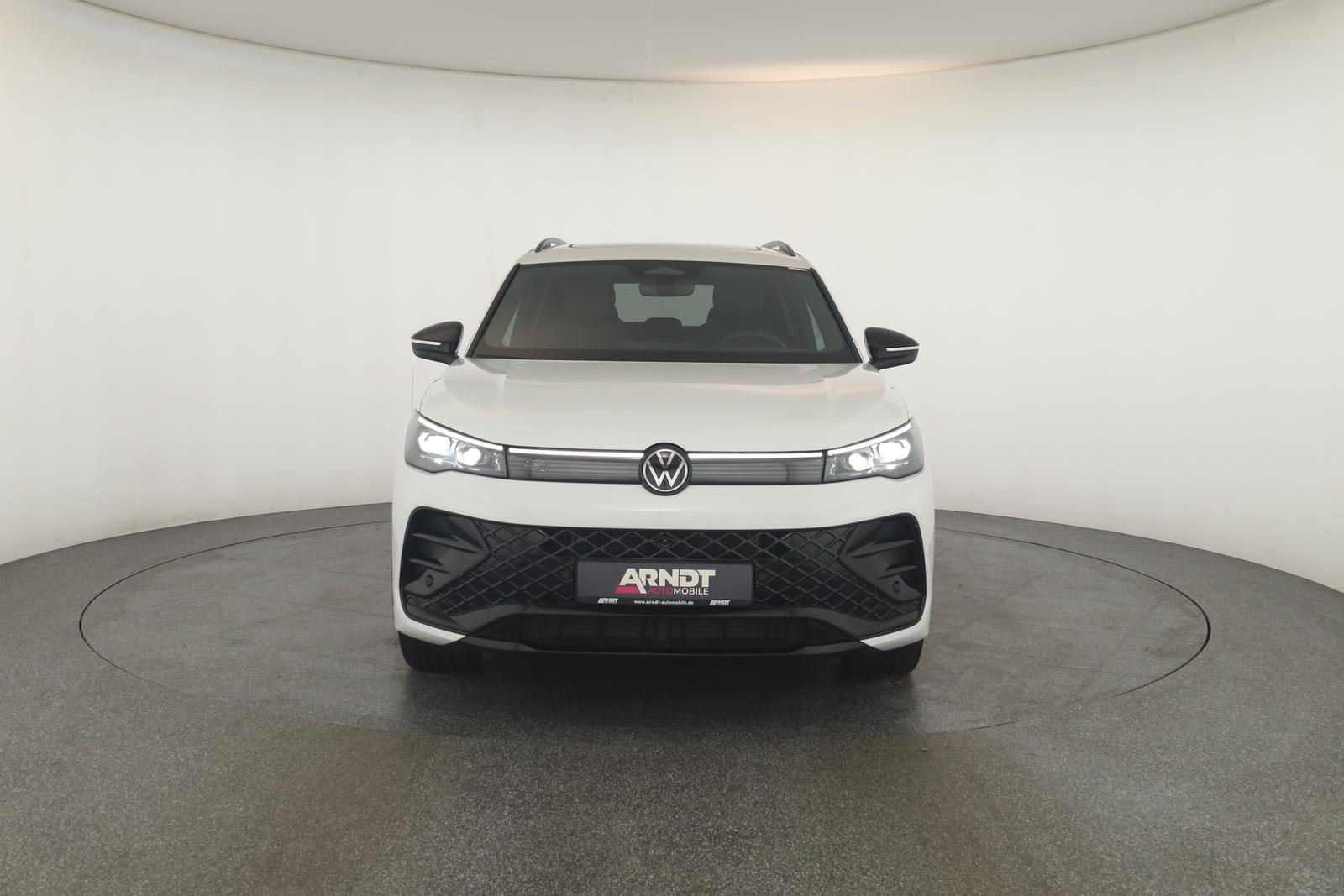 Volkswagen Tiguan 2.0 TSI DSG IQ.Drive R-Line