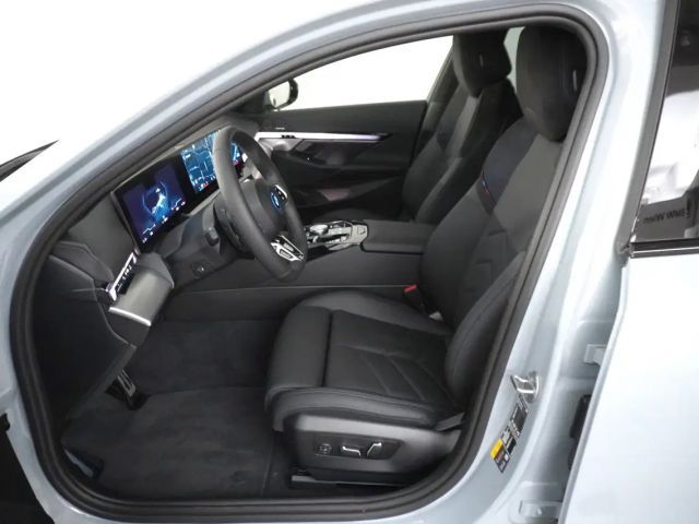 BMW i5 Sedan eDrive40