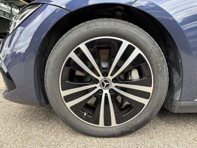 Mercedes-Benz EQE 350 Sedan