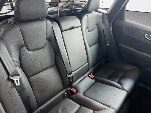 Volvo XC60 AWD Geartronic Momentum