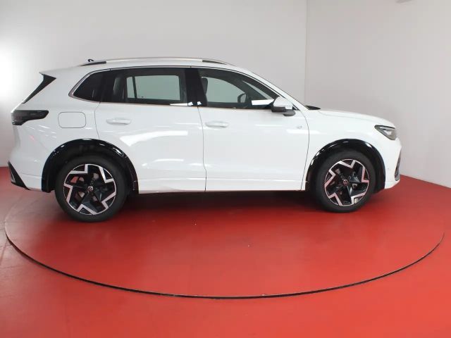Volkswagen Tiguan 1.5 eTSI DSG R-Line