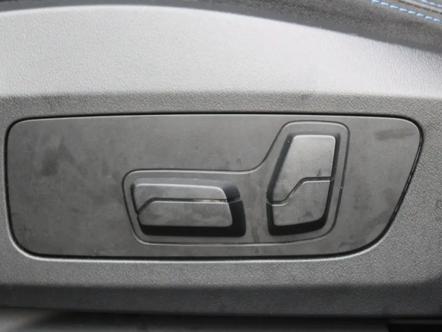 BMW 223 223i M-Sport xDrive