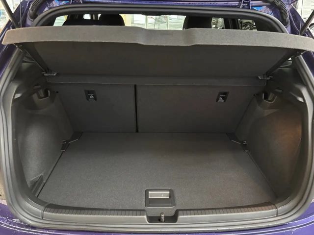 Volkswagen Polo DSG IQ.Drive R-Line