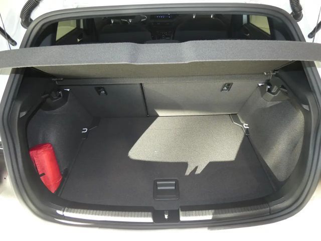 Volkswagen Polo 1.0 TSI DSG R-Line