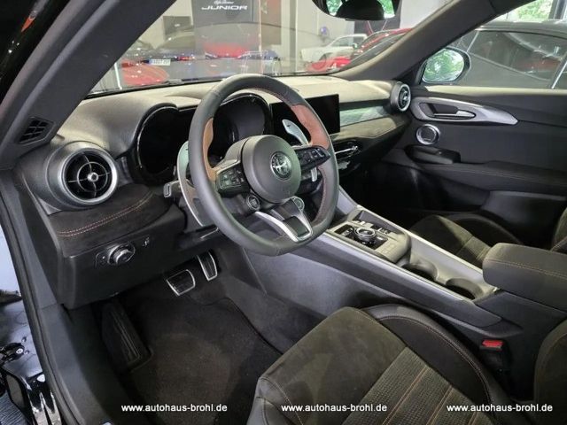 Alfa Romeo Tonale AWD Hybrid