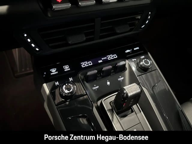 Porsche 992 4 Cabrio Carrera GTS