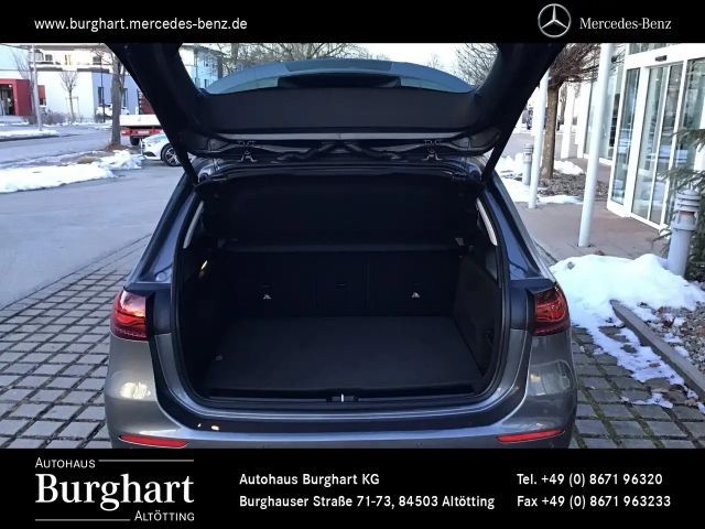 Mercedes-Benz B 200 Progressive Sedan