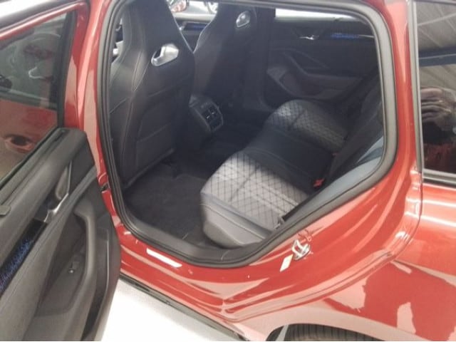 Volkswagen Passat 2.0 TSI DSG R-Line