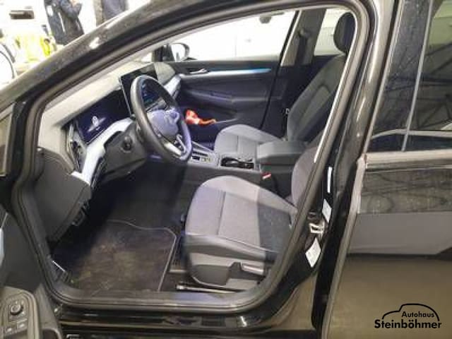 Volkswagen Golf 1.5 eTSI DSG