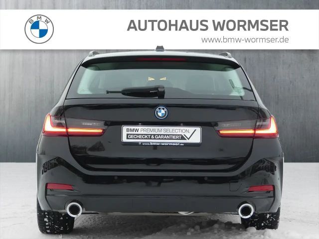 BMW 330 330e Touring