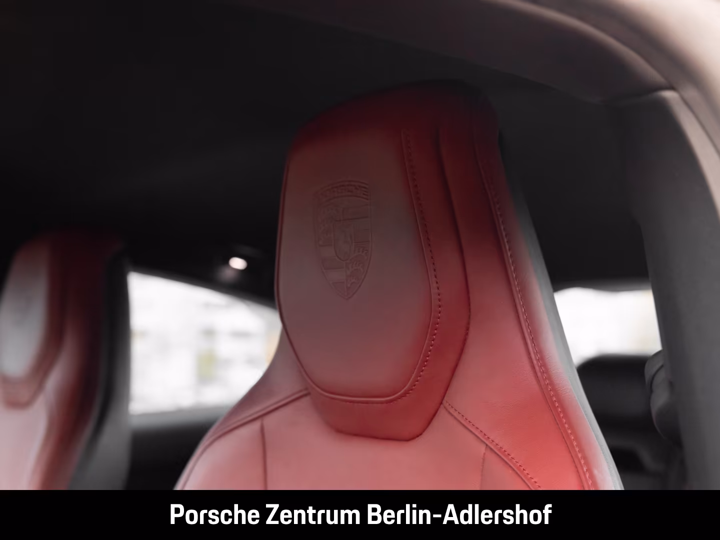 Porsche Taycan Surround-View Luftfederung Rückfahrkamera