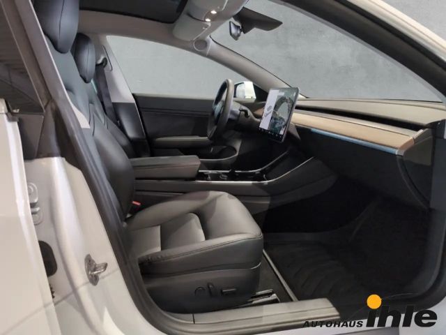 Tesla Model 3 Standard Range