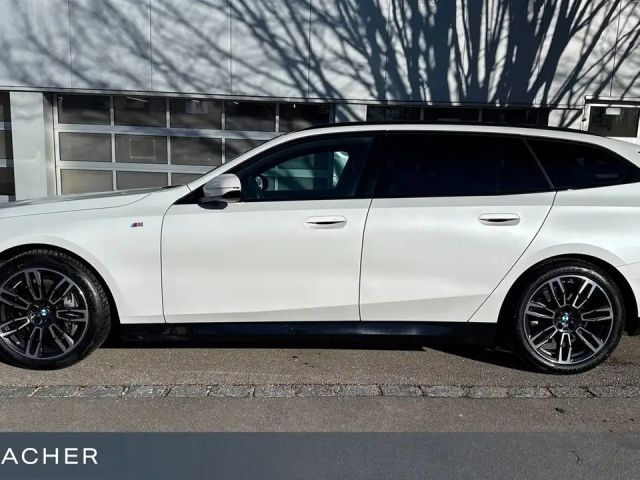 BMW 540 540d M-Sport Touring xDrive