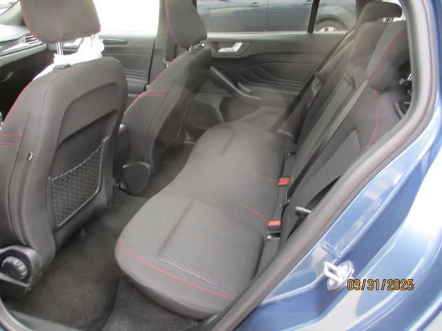 Ford Focus EcoBoost ST Line Wagon