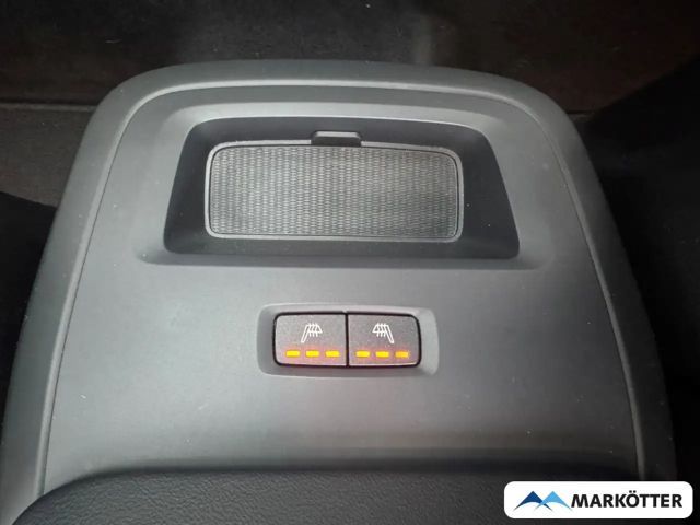 Volvo XC60 AWD Dark Plus