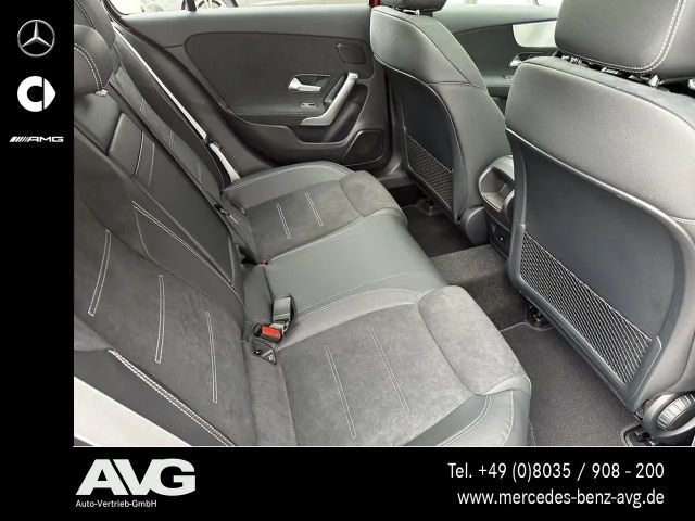 Mercedes-Benz A 200 AMG Line