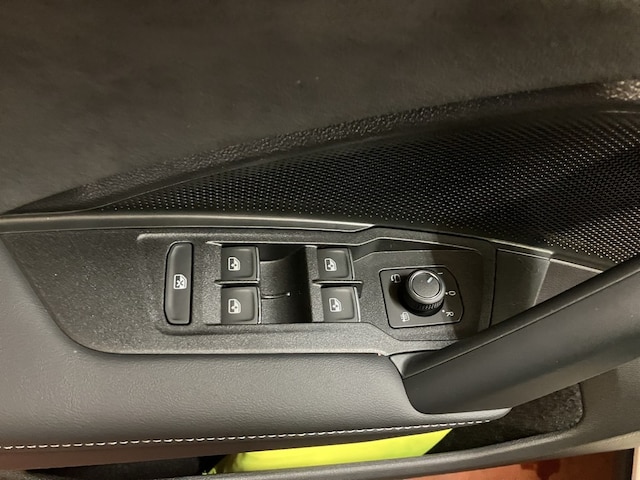 Volkswagen Tayron 2.0 TDI DSG R-Line