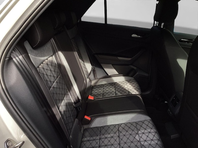 Volkswagen T-Roc 1.5 TSI DSG R-Line